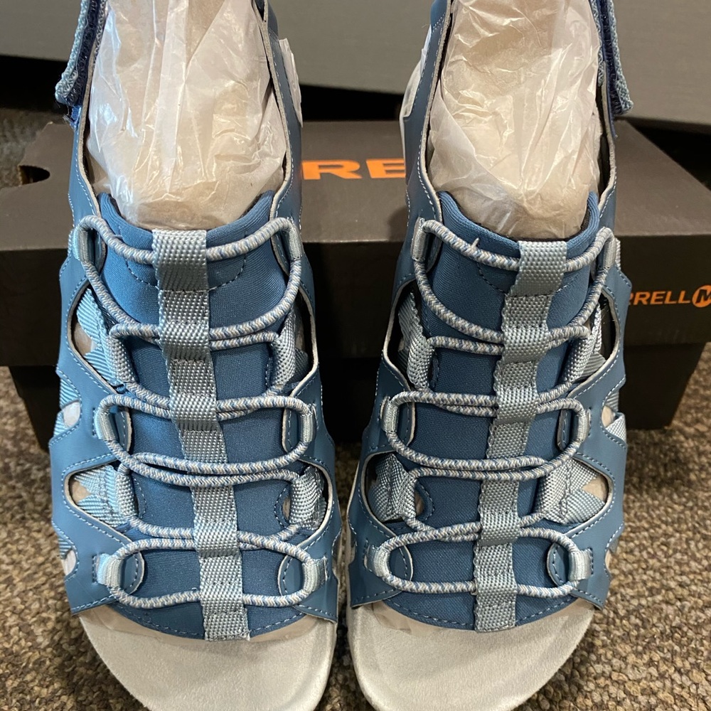Brand new Merrell Sandals